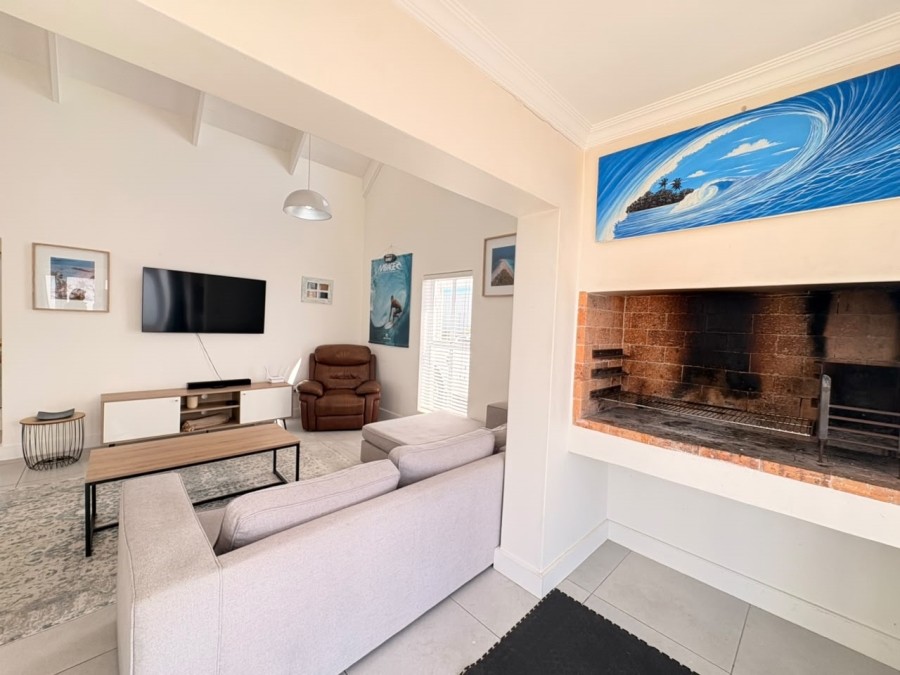 To Let 2 Bedroom Property for Rent in Da Gama Village Western Cape